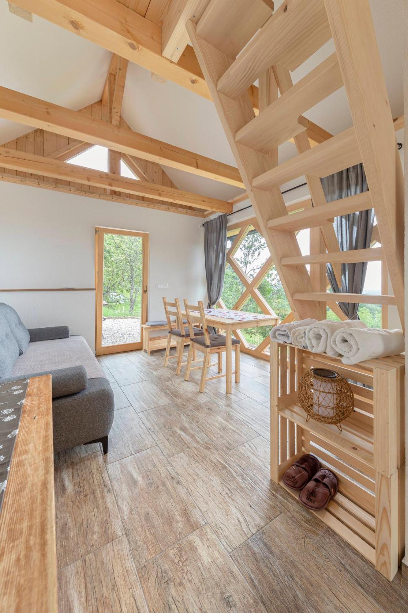 Pr' Koncovc Apartment Kranj Ngoại thất bức ảnh