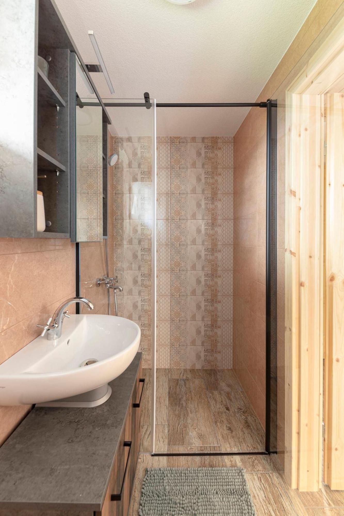 Pr' Koncovc Apartment Kranj Ngoại thất bức ảnh